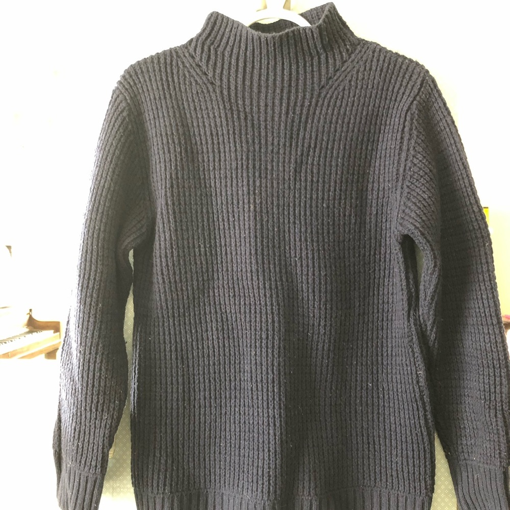 Sweater - Picture 2 of 5